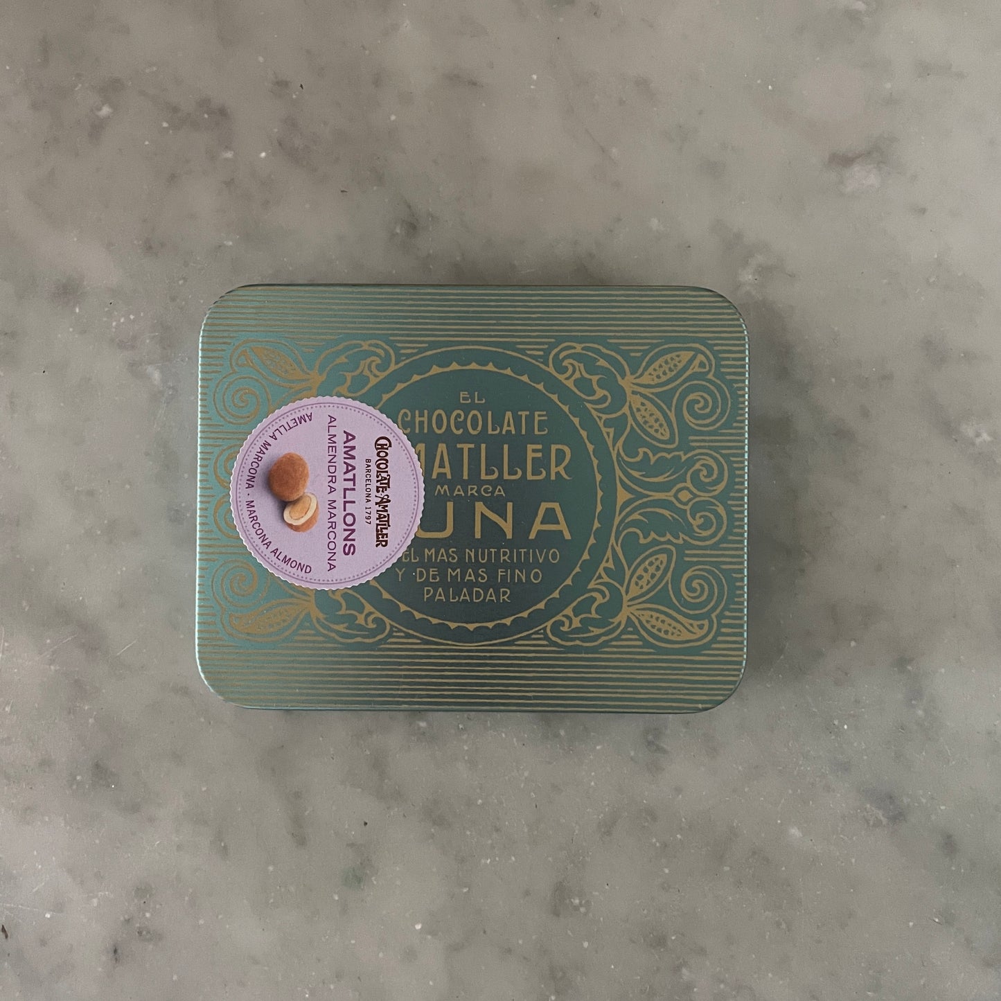 White Chocolate coated marcona almonds 65g AMATLLONS