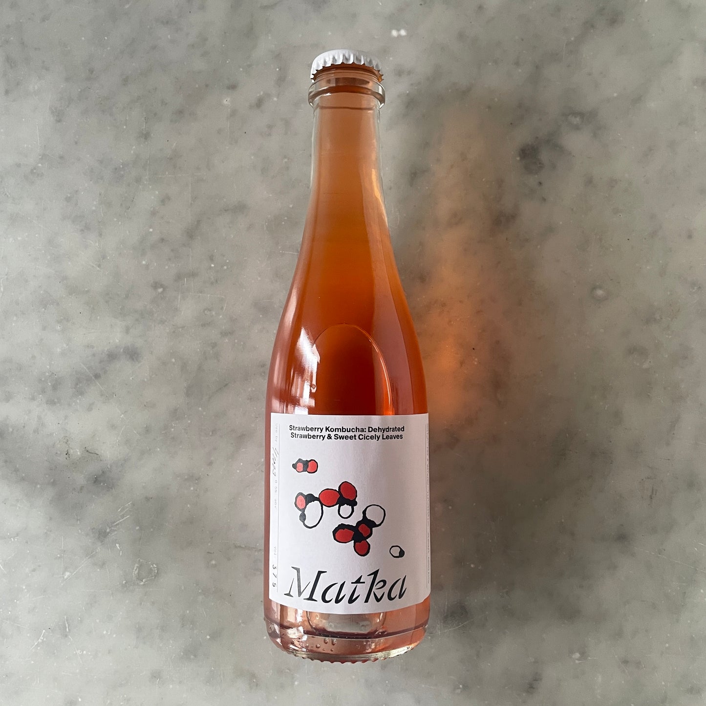 Matka Ferments Strawberry & Sweet Cicely 375ml kombucha