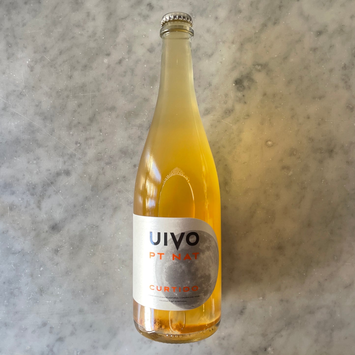 UIVO Pet Nat Curtido 2022. Folias de Baco
